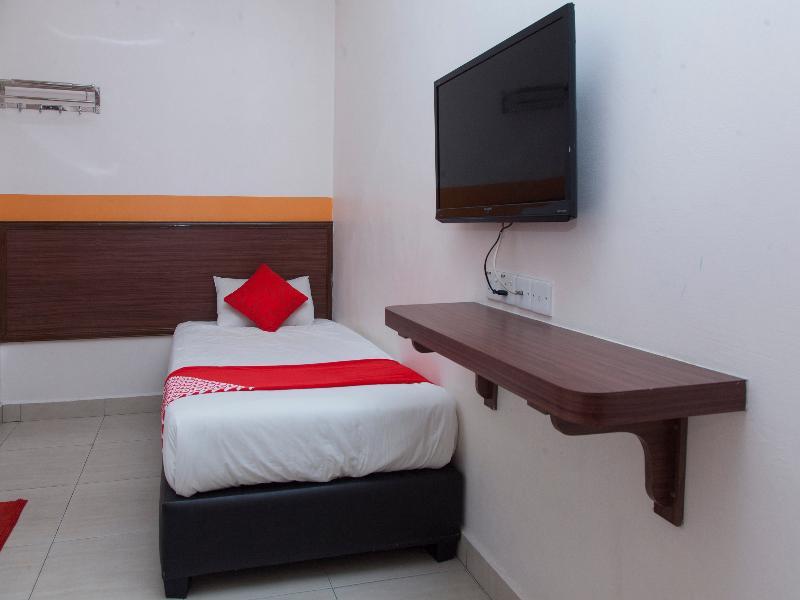 OYO 575 Hotel Dns Ipoh Exterior foto