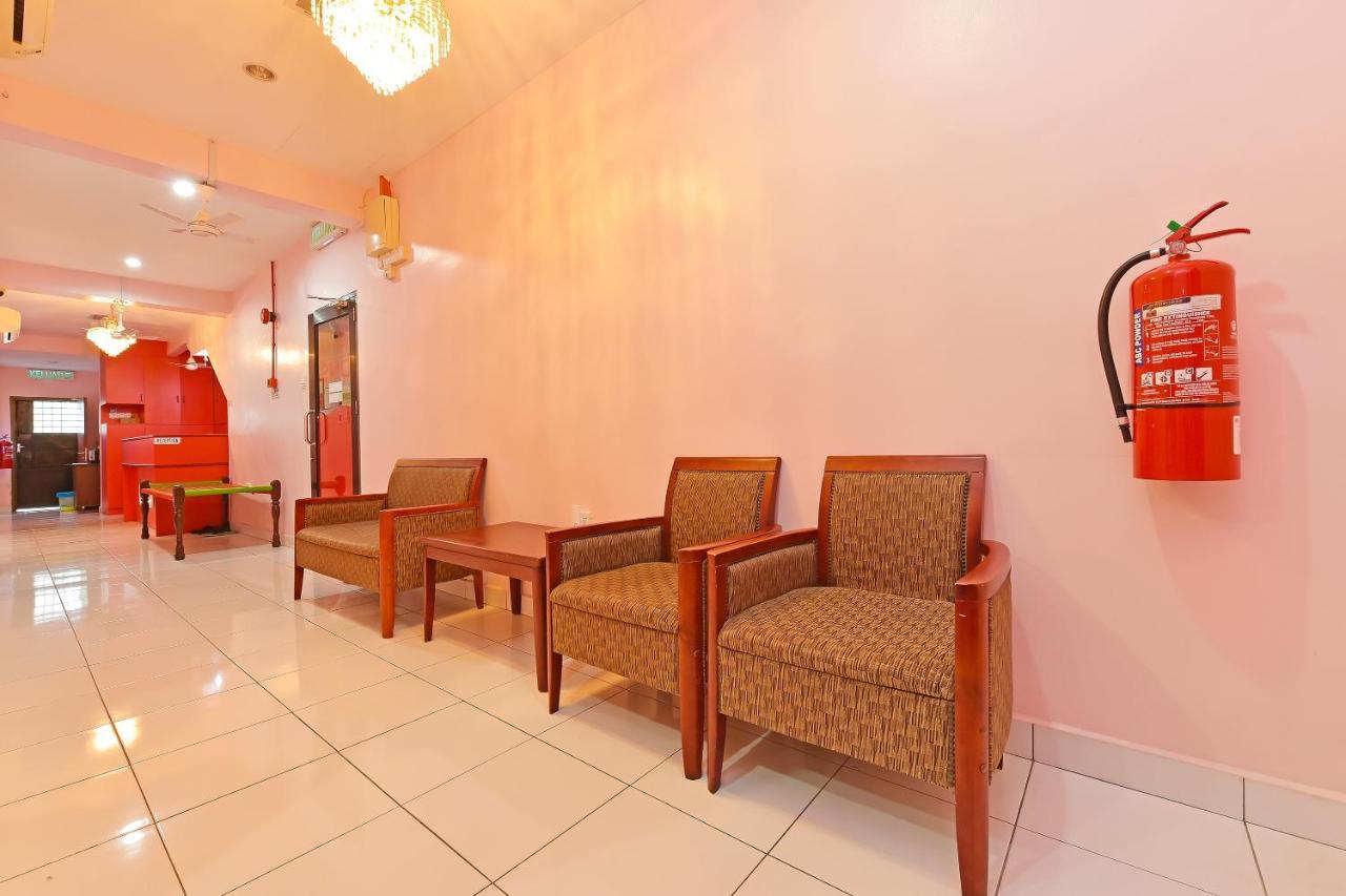 OYO 575 Hotel Dns Ipoh Exterior foto